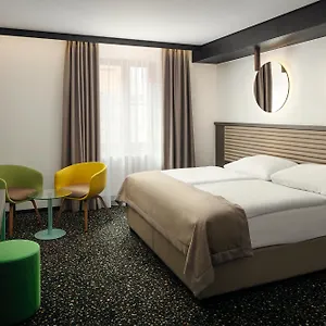 4* Hotell Ea Embassy